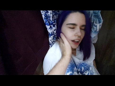 ❤️ I kitea taku tuahine i roto i te kaapata ka awhina ia ia ki te cum ❤️ Porno i mi.gayasianporn.ru ❌️❤